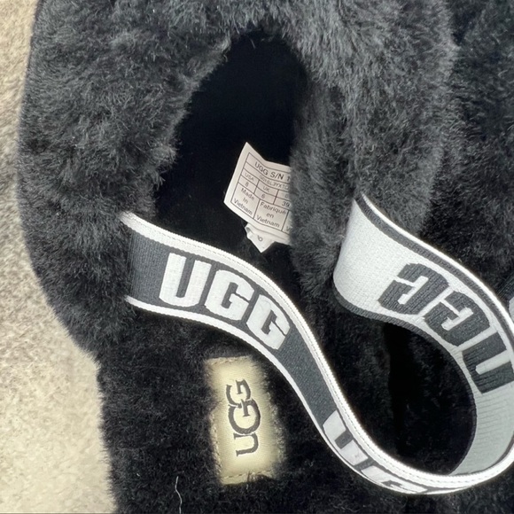 UGG Fluff Yeah Slide Black Slippers - Picture 6 of 7